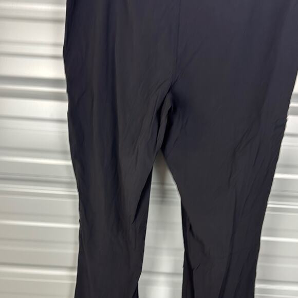 The North Face Black Cargo Pants with Straight Leg Fit - Picture 8 of 8